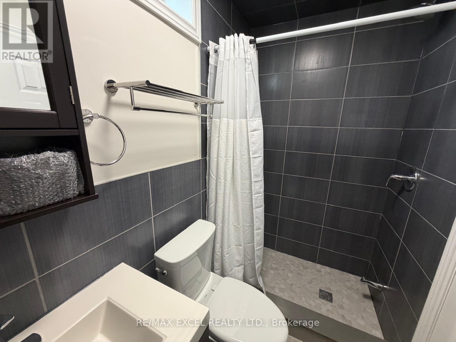 Main Flr & Bsmt, Unit A - 515 Warden Avenue, Toronto, Ontario  M1L 3Z2 - Photo 8 - E12542516