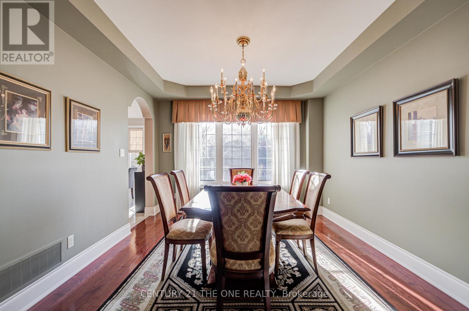 78 Ravine Edge Drive, Richmond Hill, Ontario  L4E 4J3 - Photo 10 - N12543356