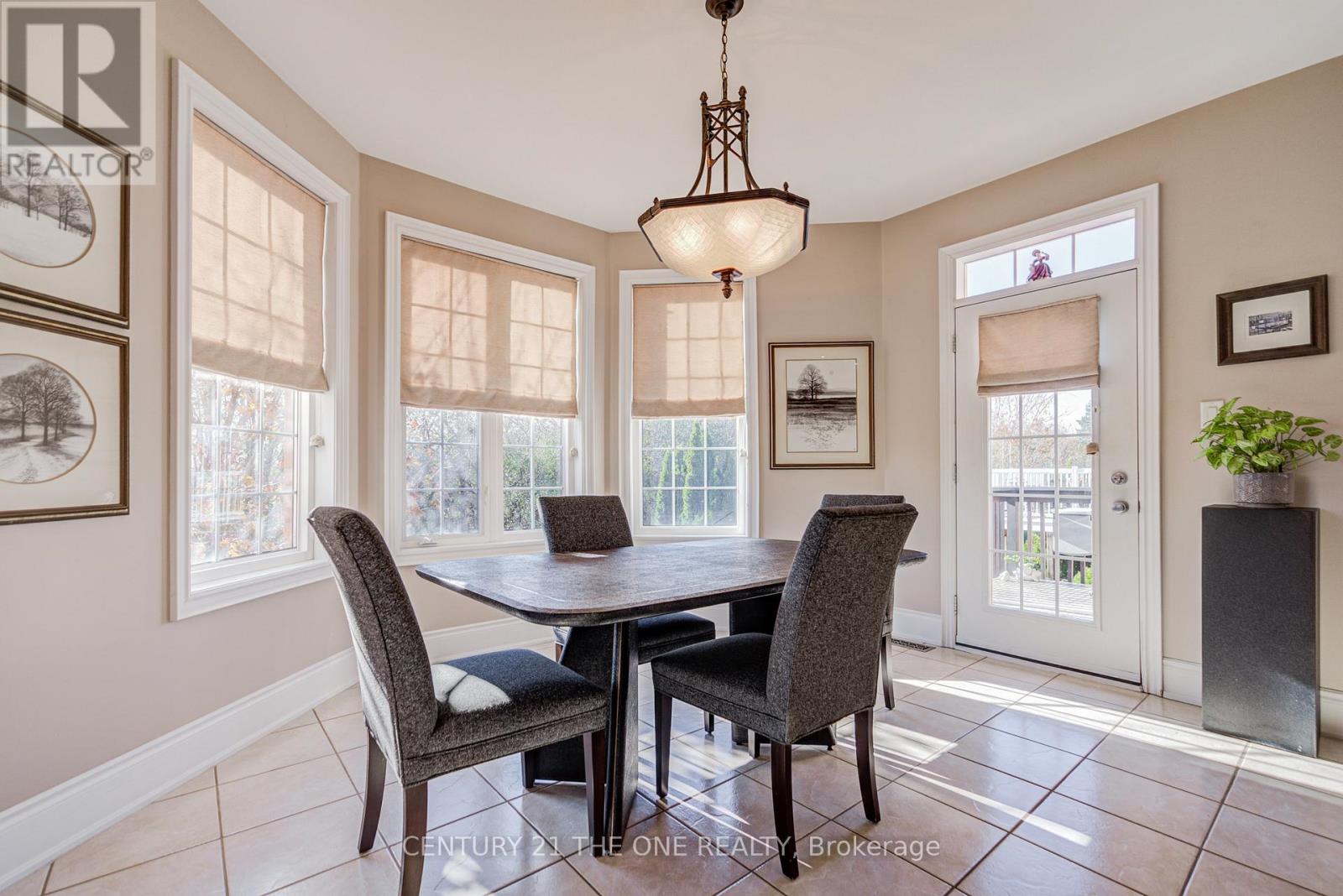 78 Ravine Edge Drive, Richmond Hill, Ontario  L4E 4J3 - Photo 17 - N12543356