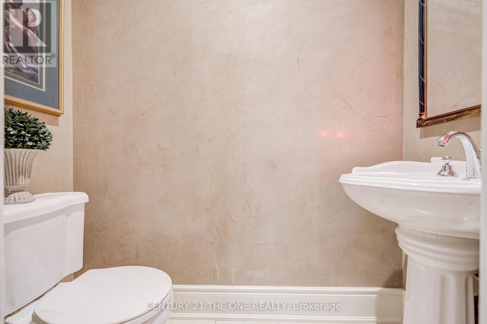 78 Ravine Edge Drive, Richmond Hill, Ontario  L4E 4J3 - Photo 21 - N12543356