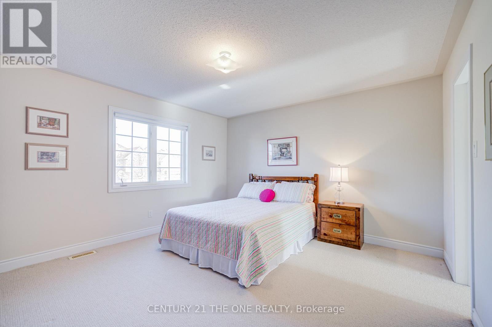 78 Ravine Edge Drive, Richmond Hill, Ontario  L4E 4J3 - Photo 35 - N12543356