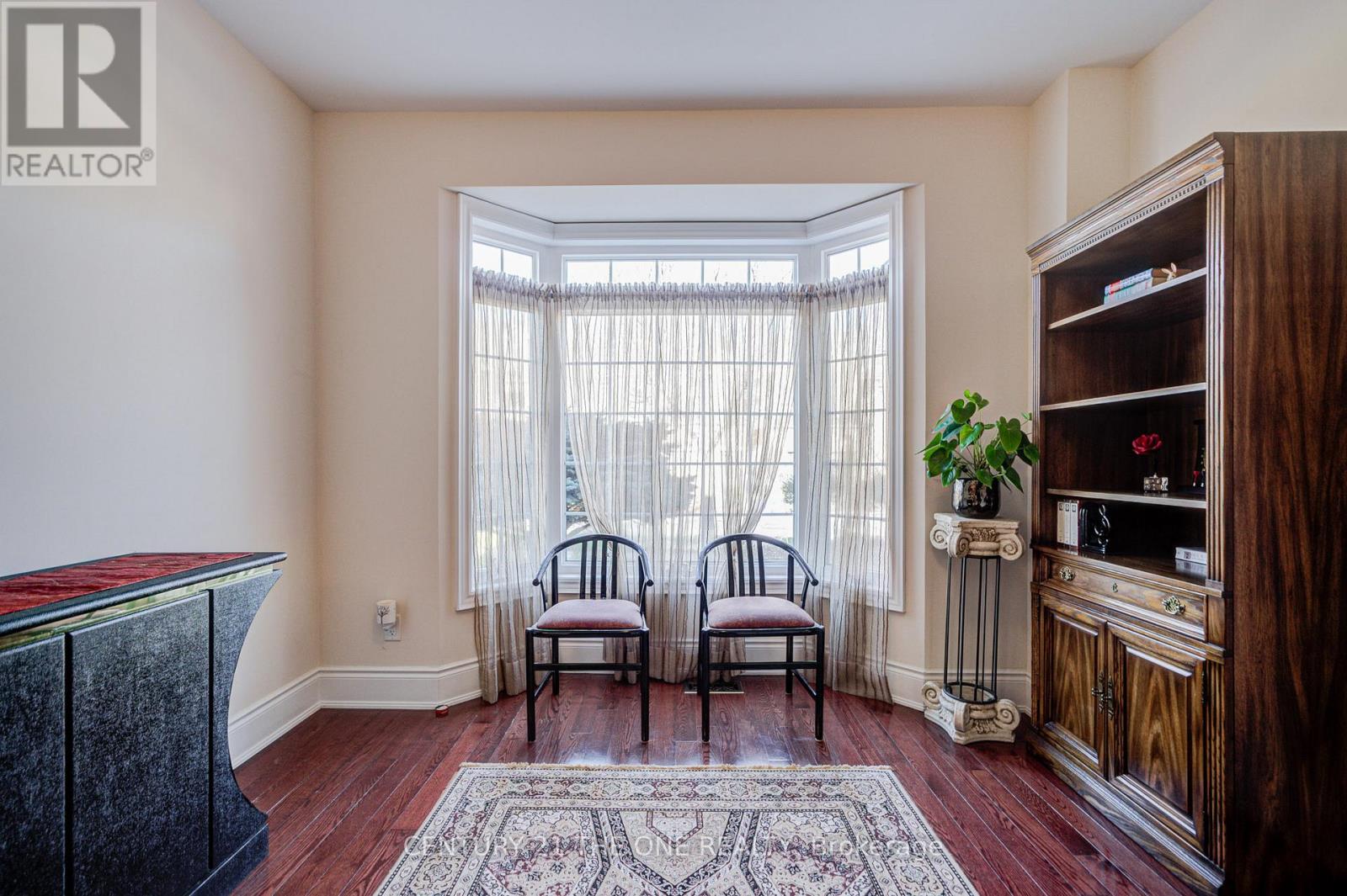 78 Ravine Edge Drive, Richmond Hill, Ontario  L4E 4J3 - Photo 6 - N12543356