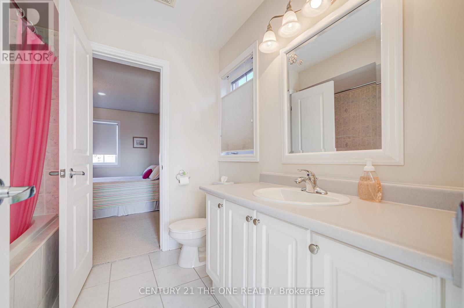 78 Ravine Edge Drive, Richmond Hill, Ontario  L4E 4J3 - Photo 34 - N12543356