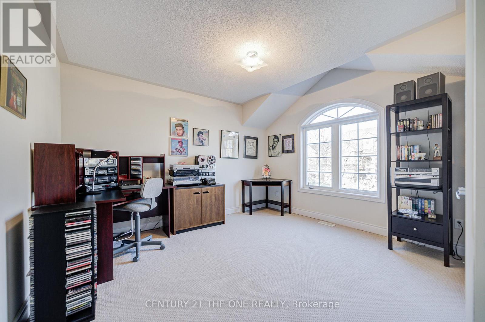 78 Ravine Edge Drive, Richmond Hill, Ontario  L4E 4J3 - Photo 38 - N12543356