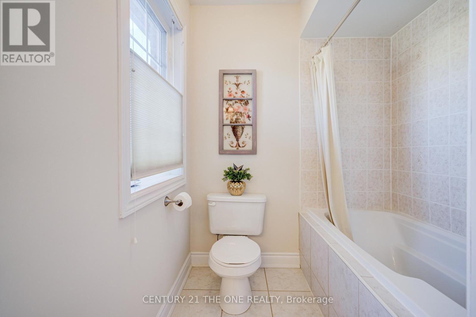 78 Ravine Edge Drive, Richmond Hill, Ontario  L4E 4J3 - Photo 41 - N12543356