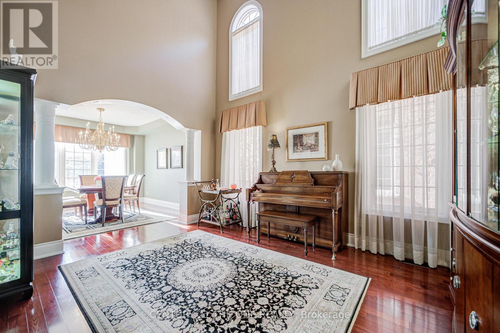 78 Ravine Edge Drive, Richmond Hill, Ontario  L4E 4J3 - Photo 7 - N12543356