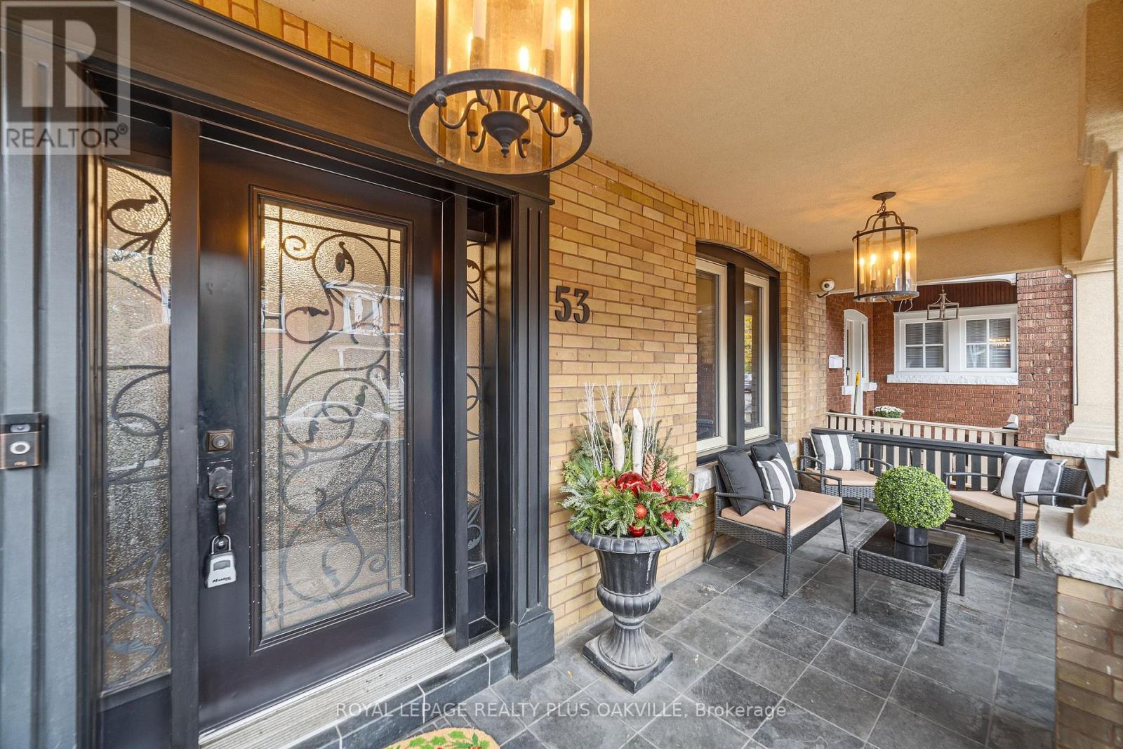 53 Barnesdale Avenue S, Hamilton, Ontario L8M 2V3 - Photo 3 - X12534850