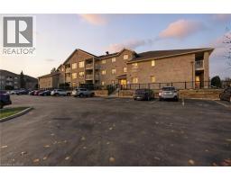 3050 PINEMEADOW Drive Unit# 16, burlington, Ontario