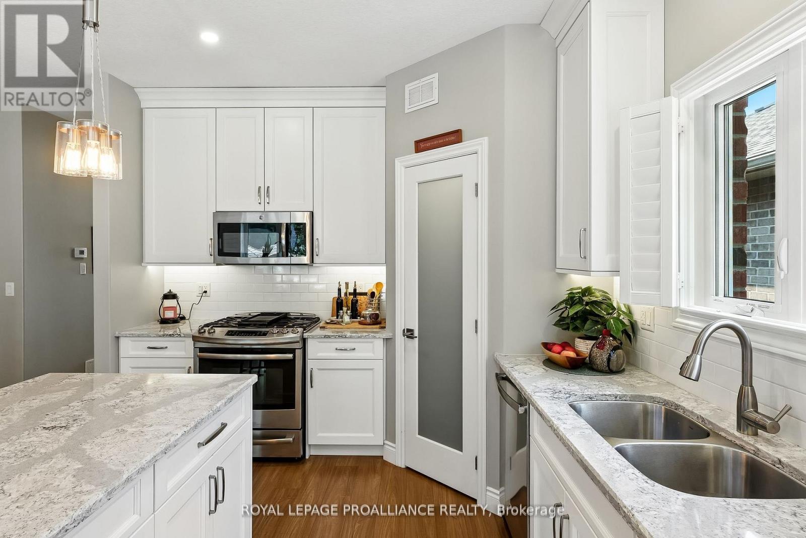 82 Royal Gala Drive, Brighton, Ontario K0K 1H0 - Photo 9 - X12545014