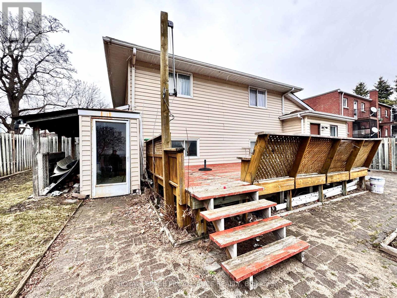 57 Donald Street, Belleville, Ontario K8P 2J2 - Photo 16 - X12545042