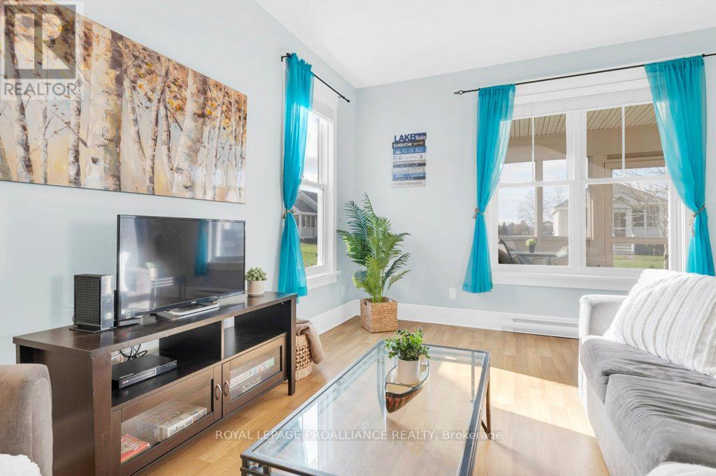 48 Meadow View Lane, Prince Edward County, Ontario K0K 1P0 - Photo 13 - X12545122