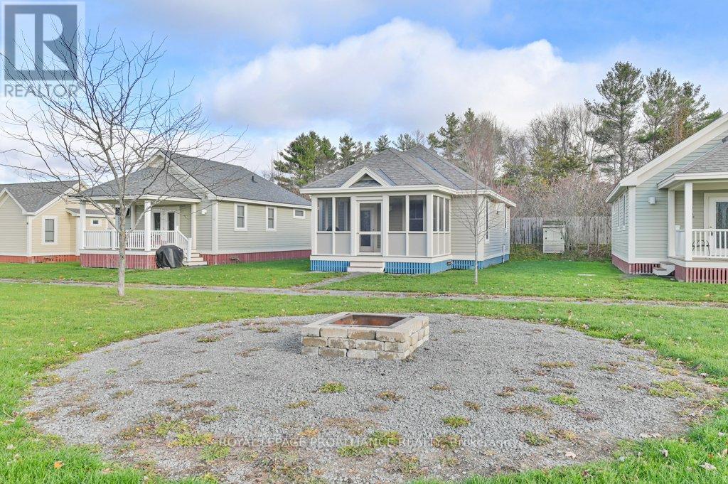 48 Meadow View Lane, Prince Edward County, Ontario K0K 1P0 - Photo 20 - X12545122