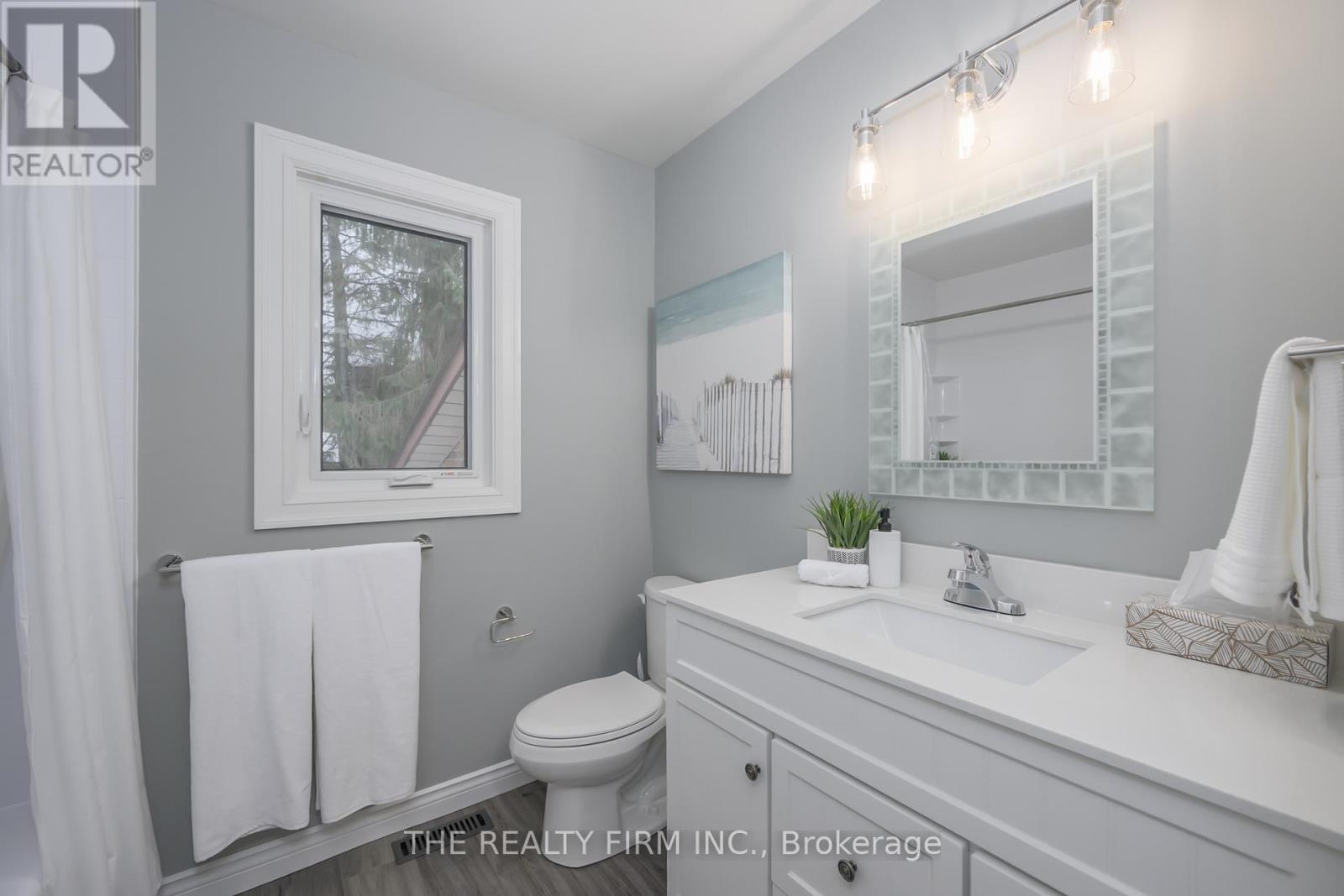 82 Glenview Crescent, London North, Ontario  N5X 2P9 - Photo 17 - X12545000