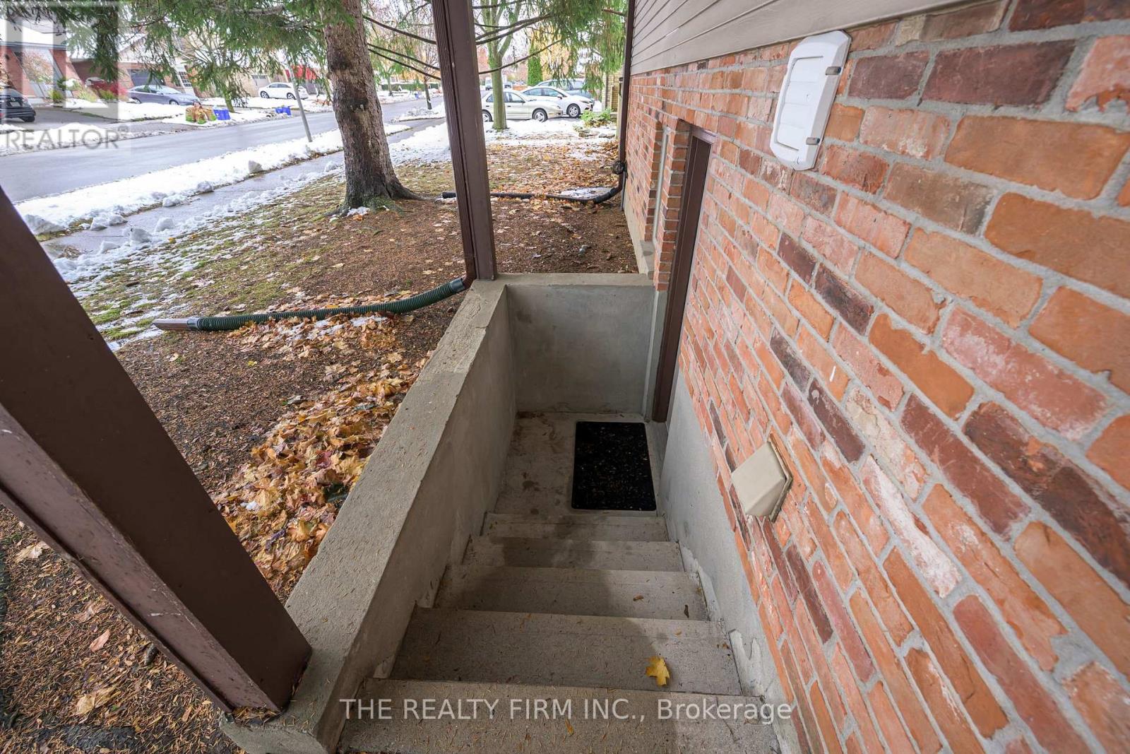 82 Glenview Crescent, London North, Ontario  N5X 2P9 - Photo 27 - X12545000