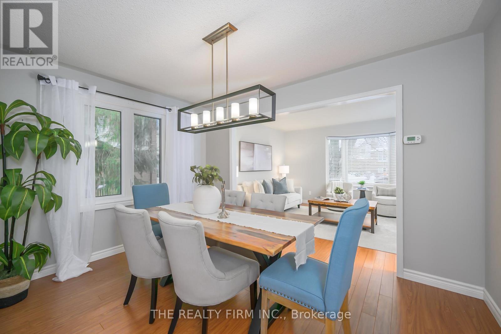 82 Glenview Crescent, London North, Ontario  N5X 2P9 - Photo 5 - X12545000