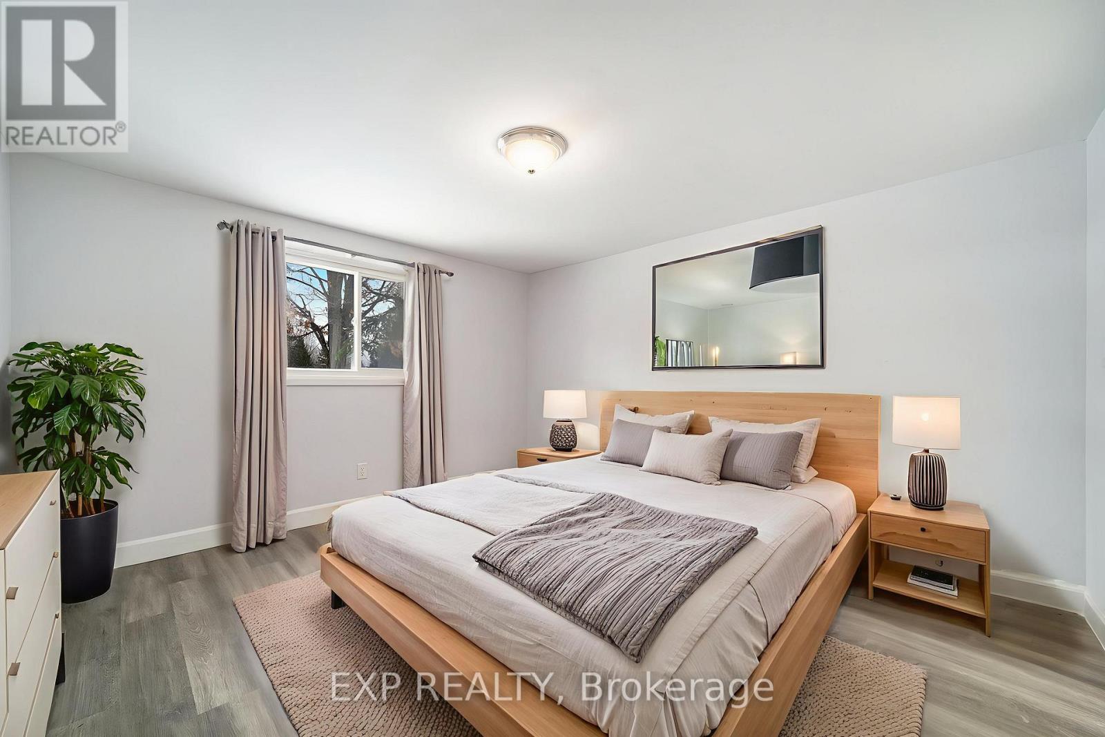 35 Lazy Nol Court, Ottawa, Ontario  K2S 1T5 - Photo 15 - X12545074