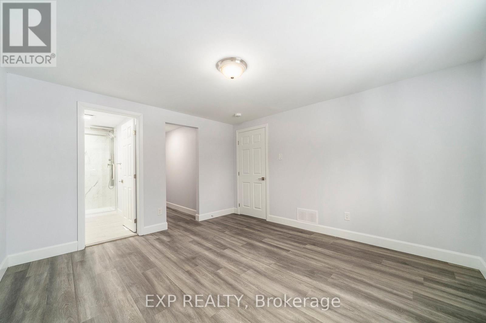 35 Lazy Nol Court, Ottawa, Ontario  K2S 1T5 - Photo 16 - X12545074