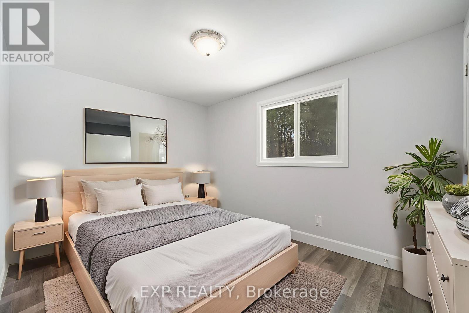 35 Lazy Nol Court, Ottawa, Ontario  K2S 1T5 - Photo 18 - X12545074