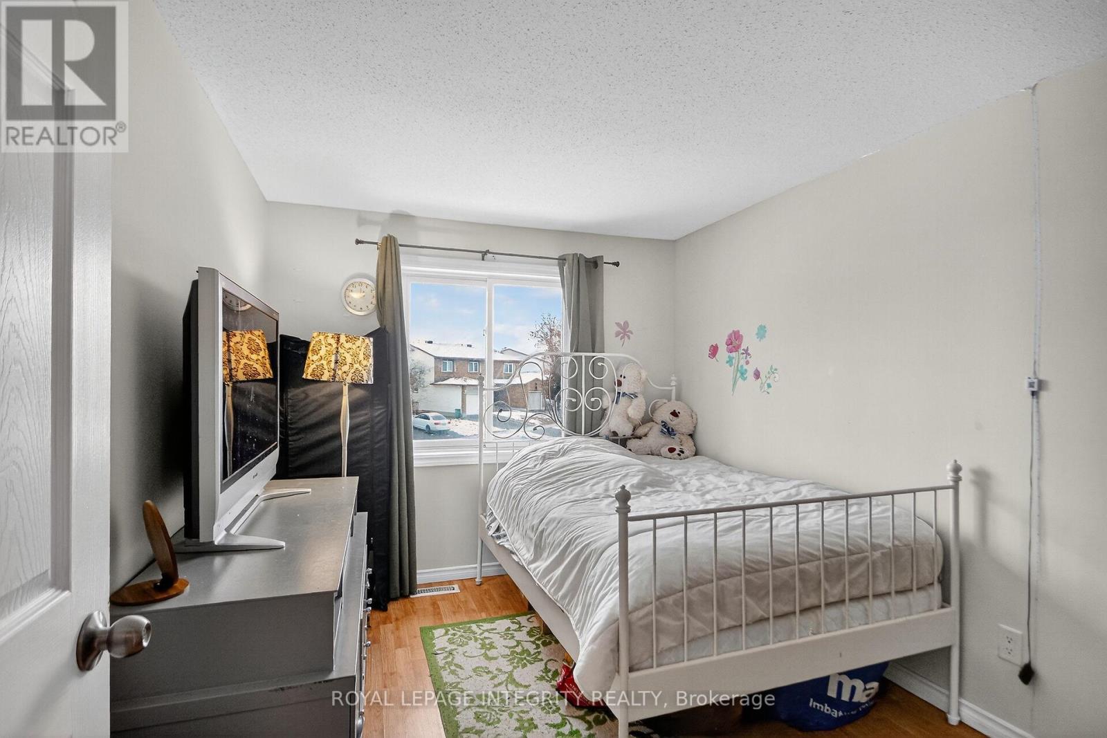 36 - 1867 Simard Drive, Ottawa, Ontario K1C 3B8 - Photo 25 - X12545110