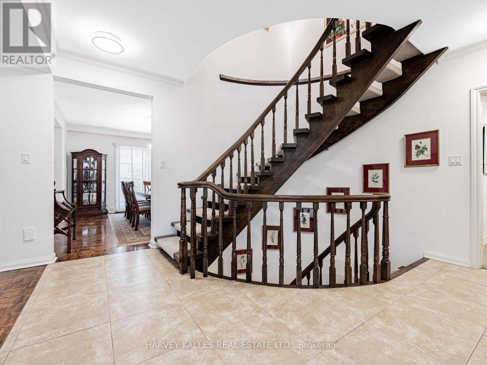 92 Prue Avenue, Toronto, Ontario  M6B 1R5 - Photo 6 - C12544516