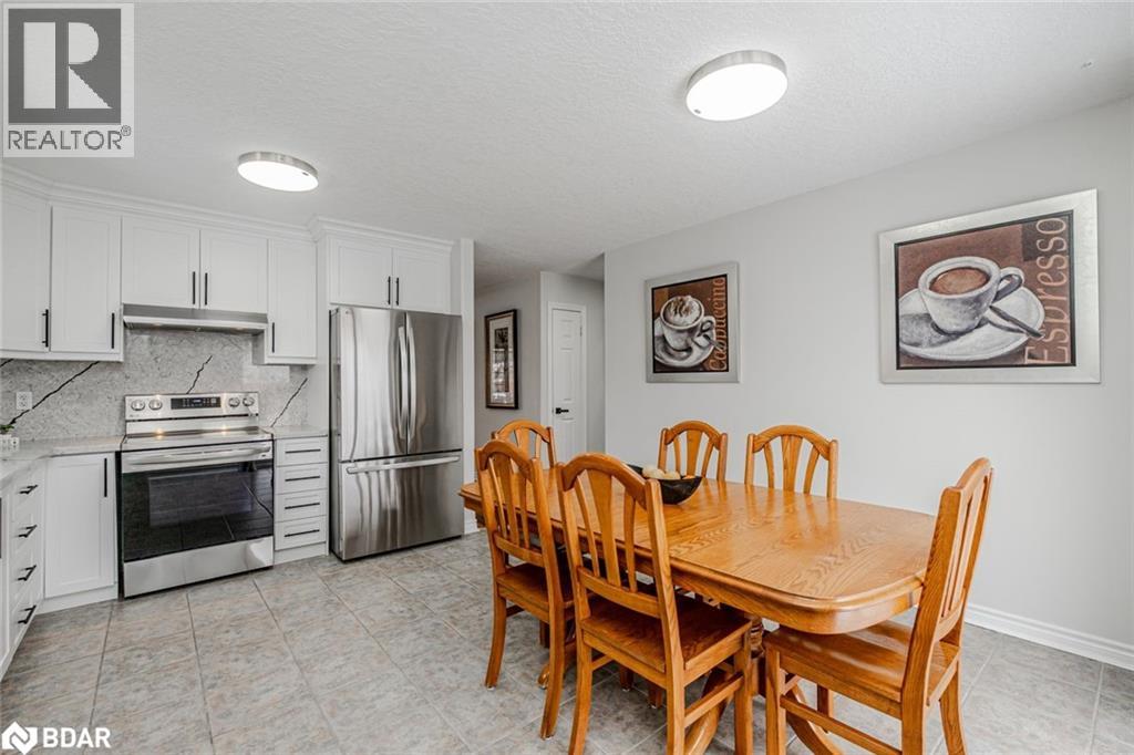 121 Sovereign's Gate, Barrie, Ontario L4N 0Y9 - Photo 3 - 40787099