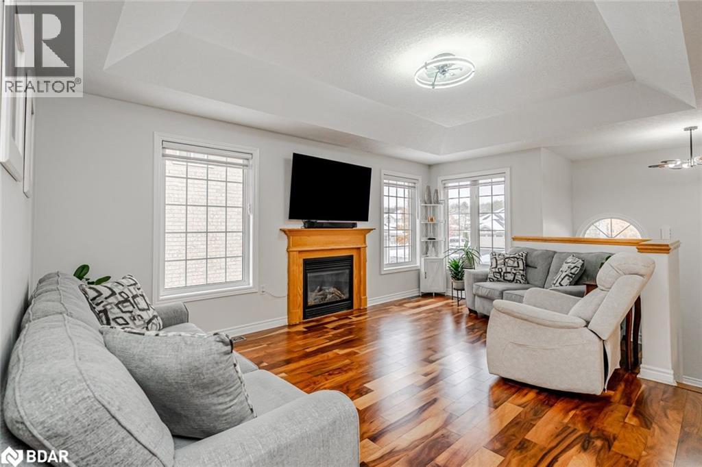 121 Sovereign's Gate, Barrie, Ontario L4N 0Y9 - Photo 4 - 40787099