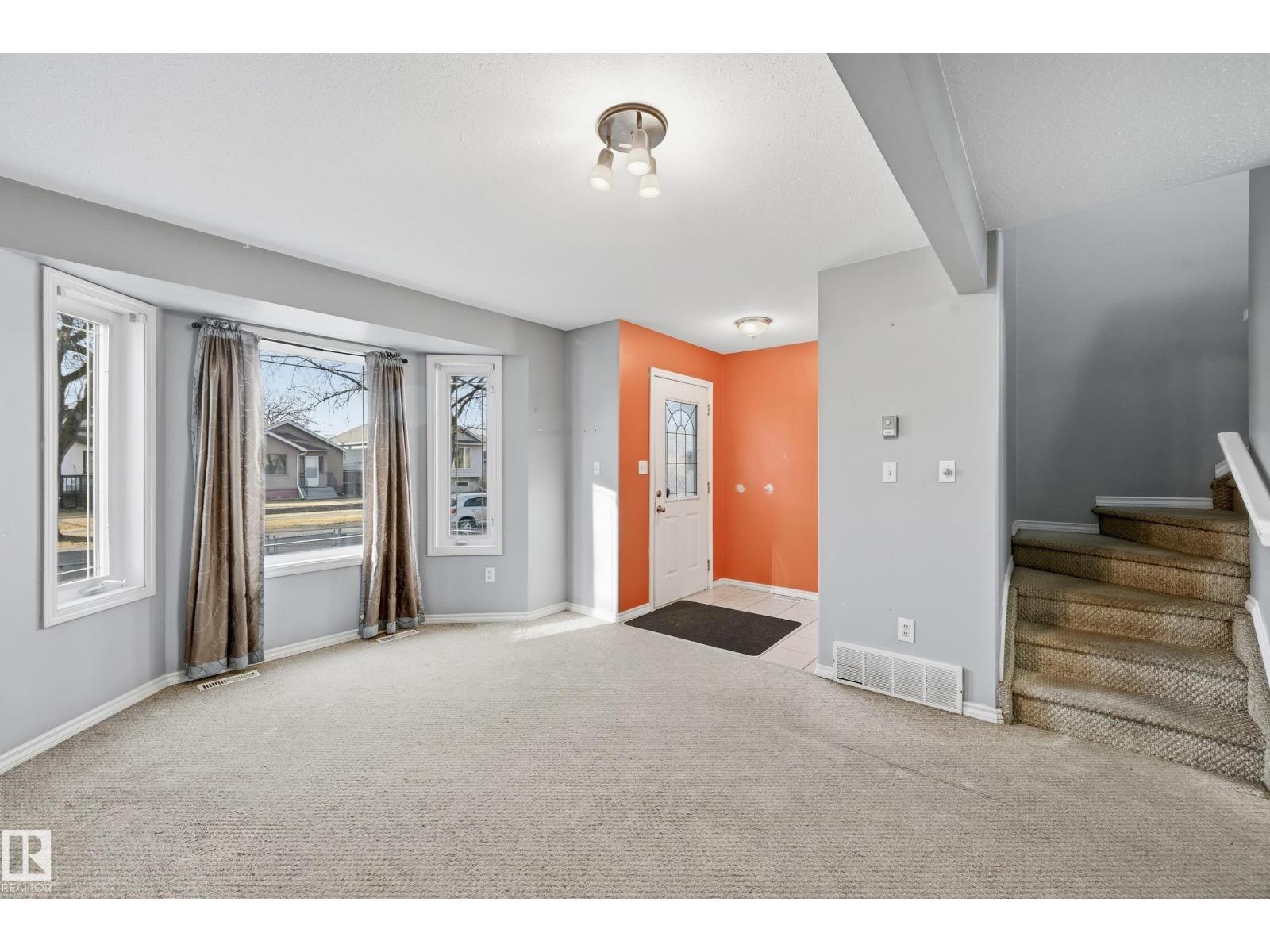 11727 83 St Nw, Edmonton, Alberta  T5B 2Z1 - Photo 7 - E4465718