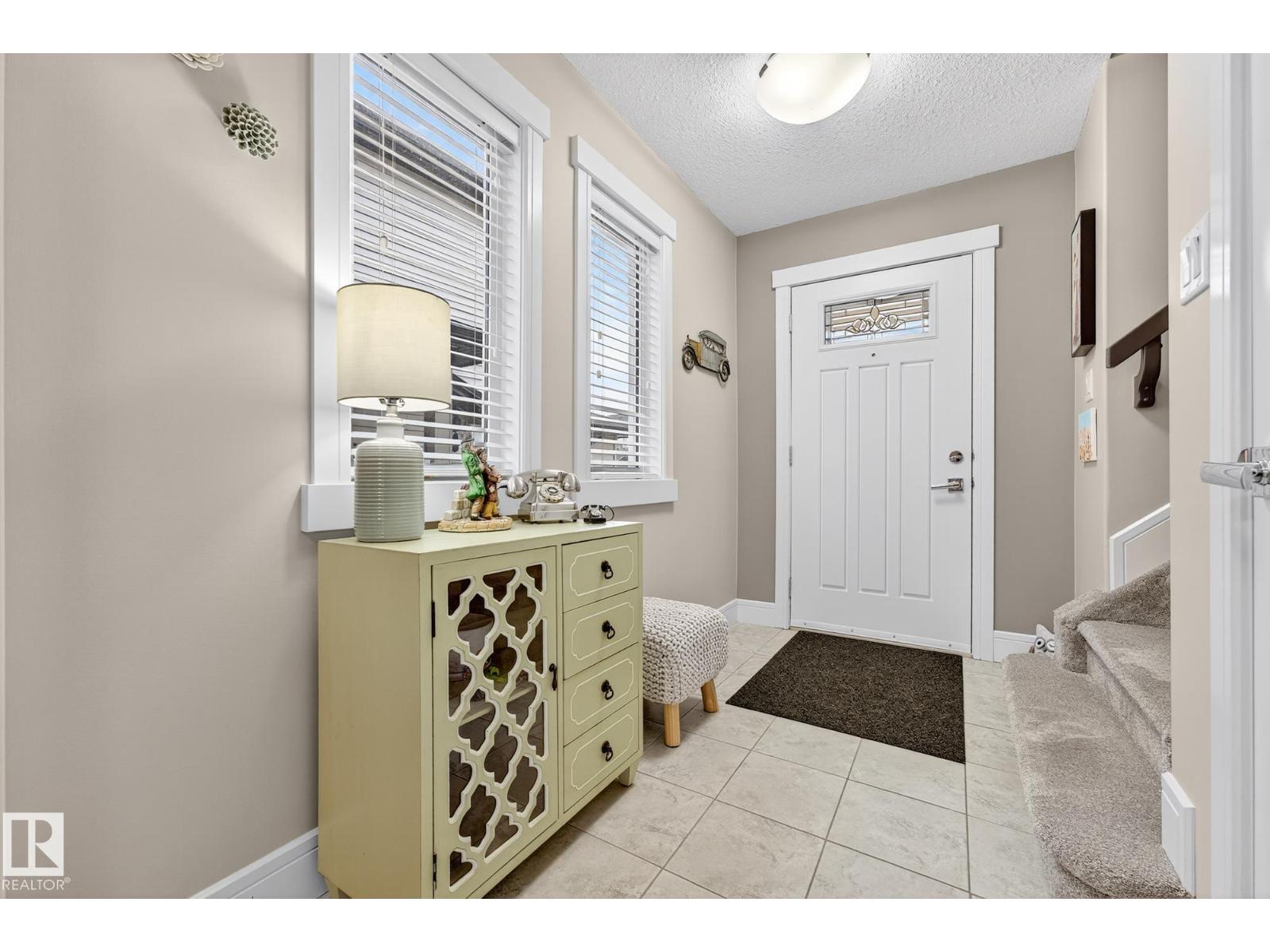 130 Amberley Wy, Sherwood Park, Alberta  T8H 0X2 - Photo 3 - E4465720