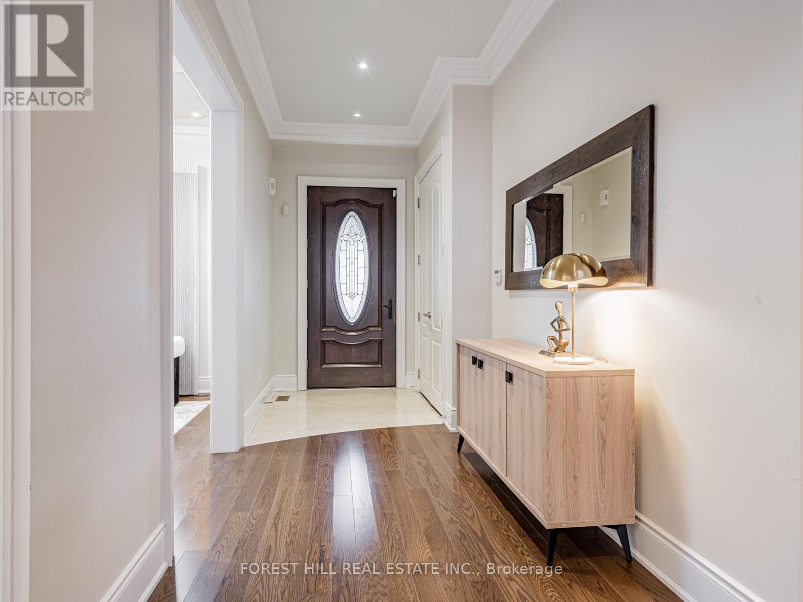 6 Terrace Avenue, Toronto, Ontario  M2R 1E9 - Photo 2 - C12544826
