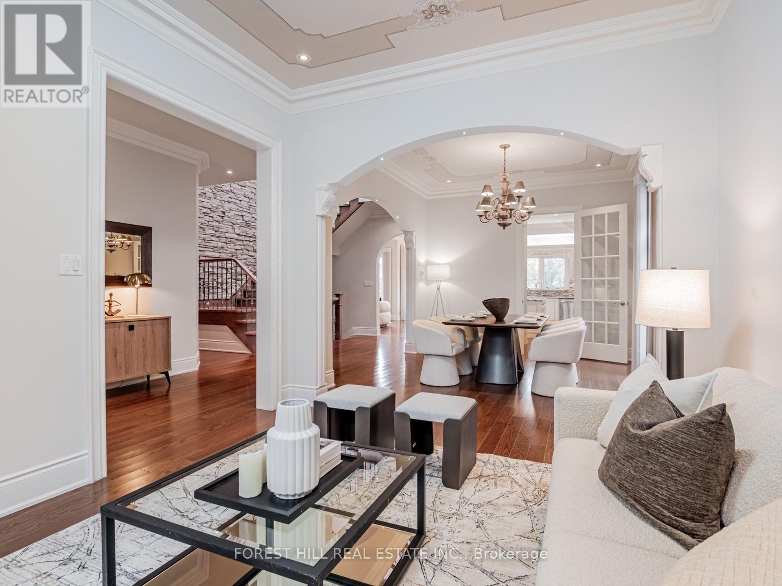 6 Terrace Avenue, Toronto, Ontario  M2R 1E9 - Photo 5 - C12544826