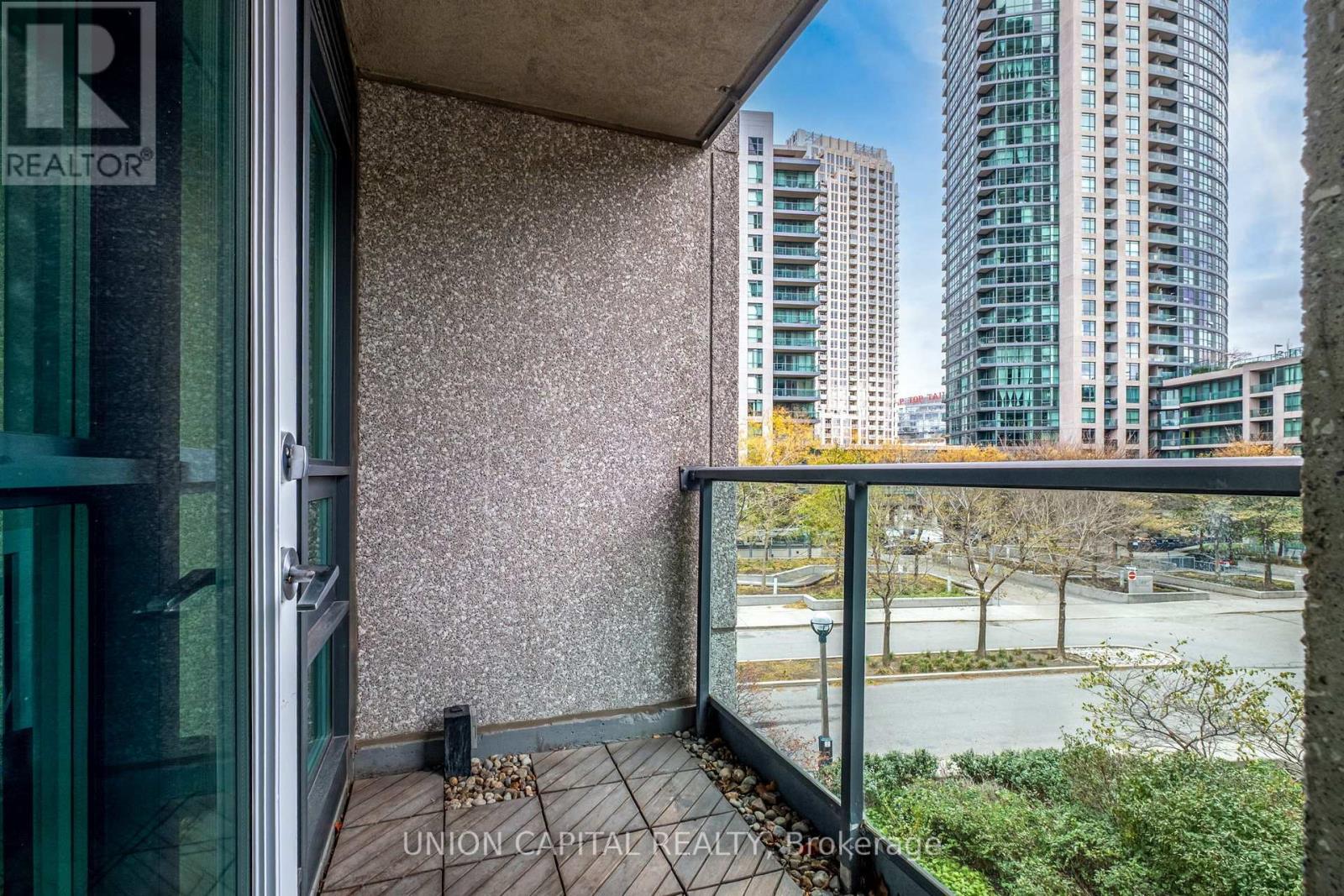 332 - 231 Fort York Boulevard, Toronto, Ontario  M5V 1B2 - Photo 25 - C12544854