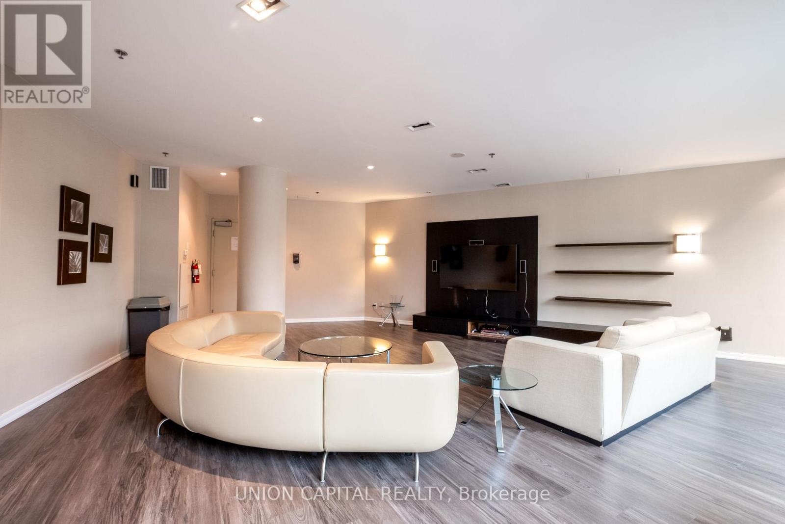 332 - 231 Fort York Boulevard, Toronto, Ontario  M5V 1B2 - Photo 29 - C12544854