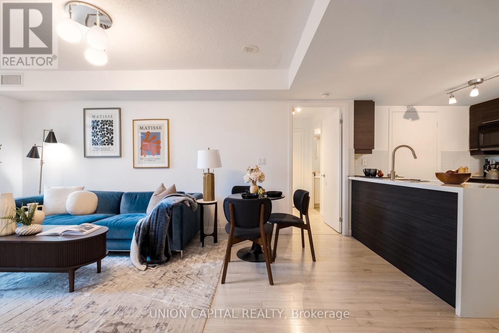 332 - 231 Fort York Boulevard, Toronto, Ontario  M5V 1B2 - Photo 6 - C12544854