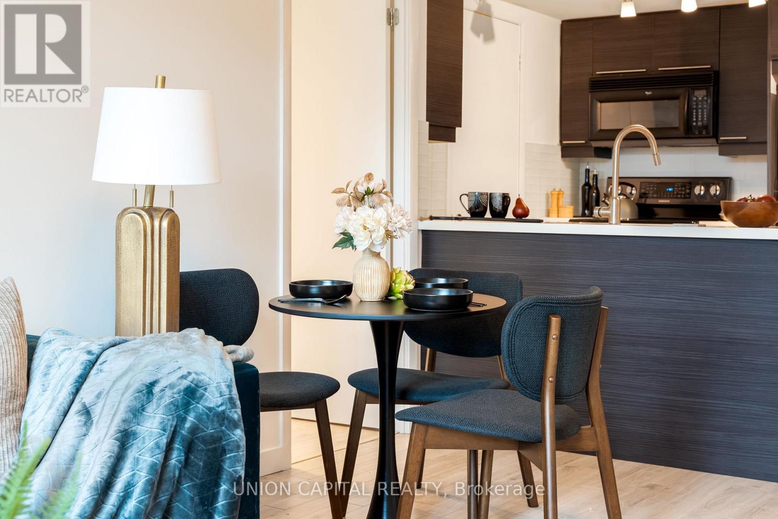 332 - 231 Fort York Boulevard, Toronto, Ontario  M5V 1B2 - Photo 9 - C12544854