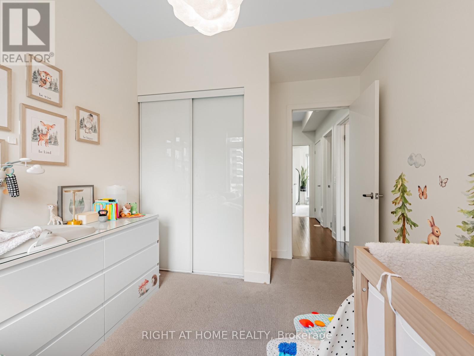 53 Sutton Avenue, Toronto, Ontario  M5A 0M3 - Photo 19 - C12544862