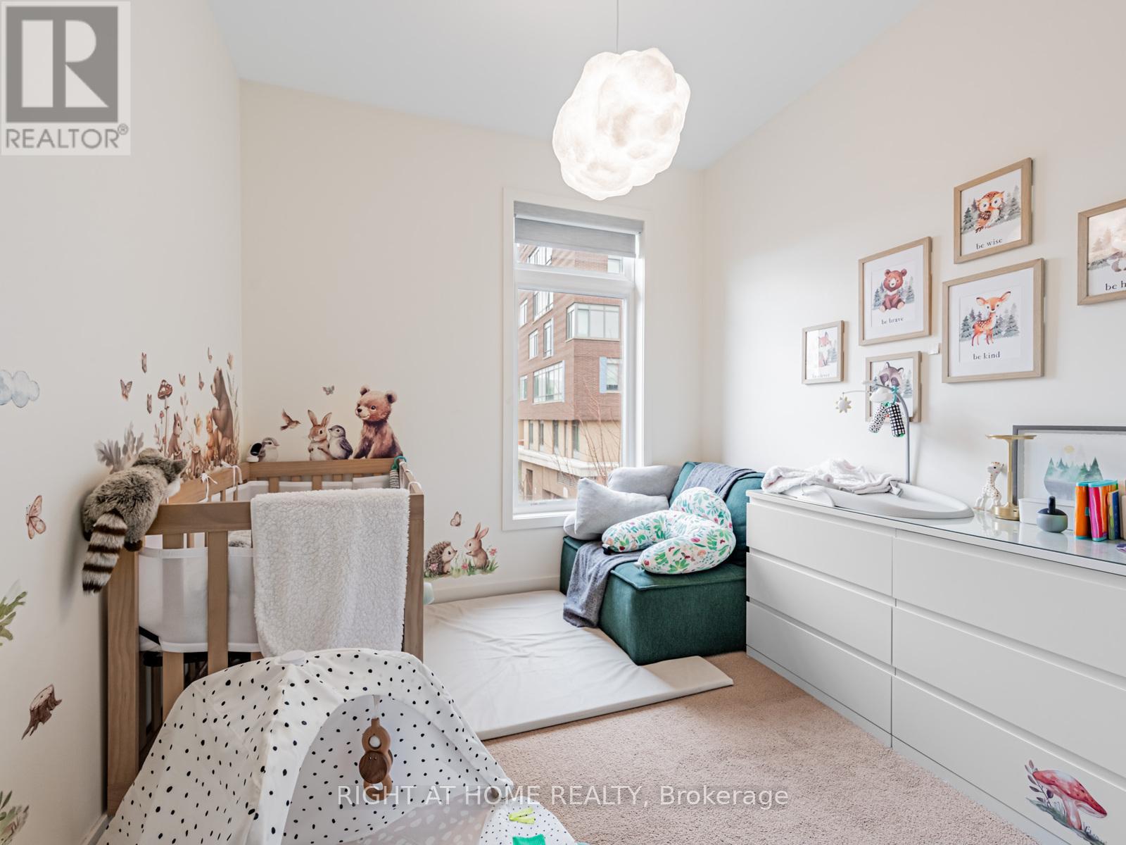 53 Sutton Avenue, Toronto, Ontario  M5A 0M3 - Photo 20 - C12544862