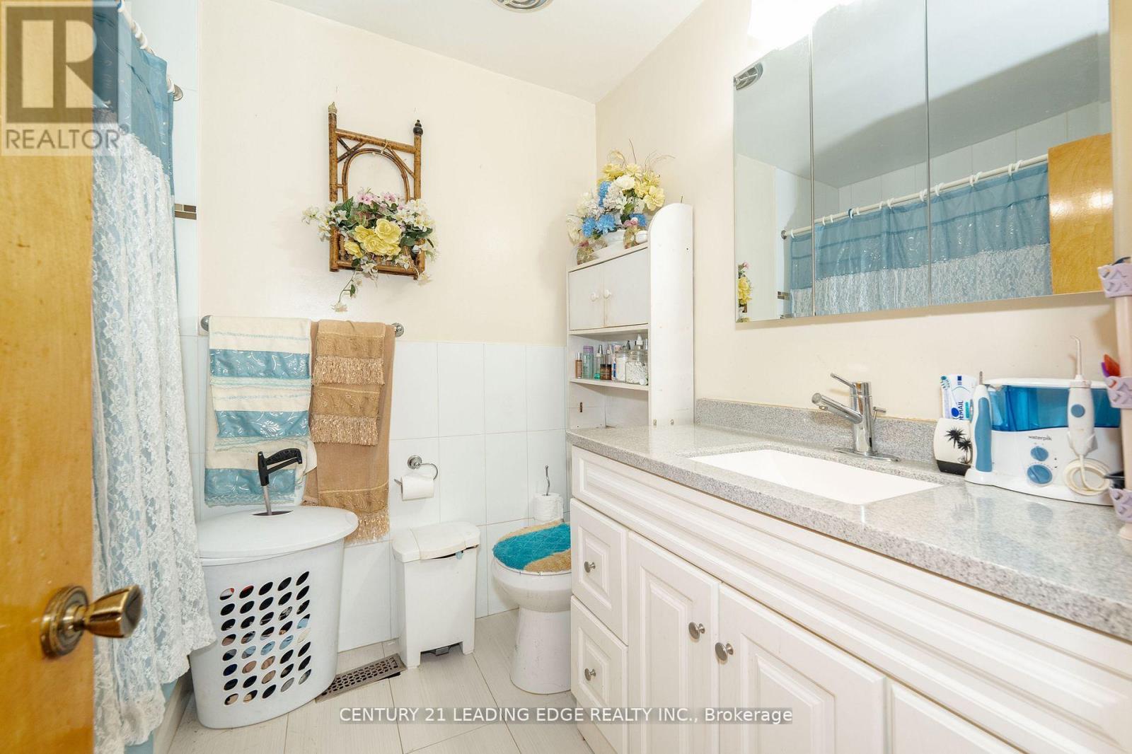 6 Ravenrock Court, Toronto, Ontario  M3A 2Y9 - Photo 16 - C12544866