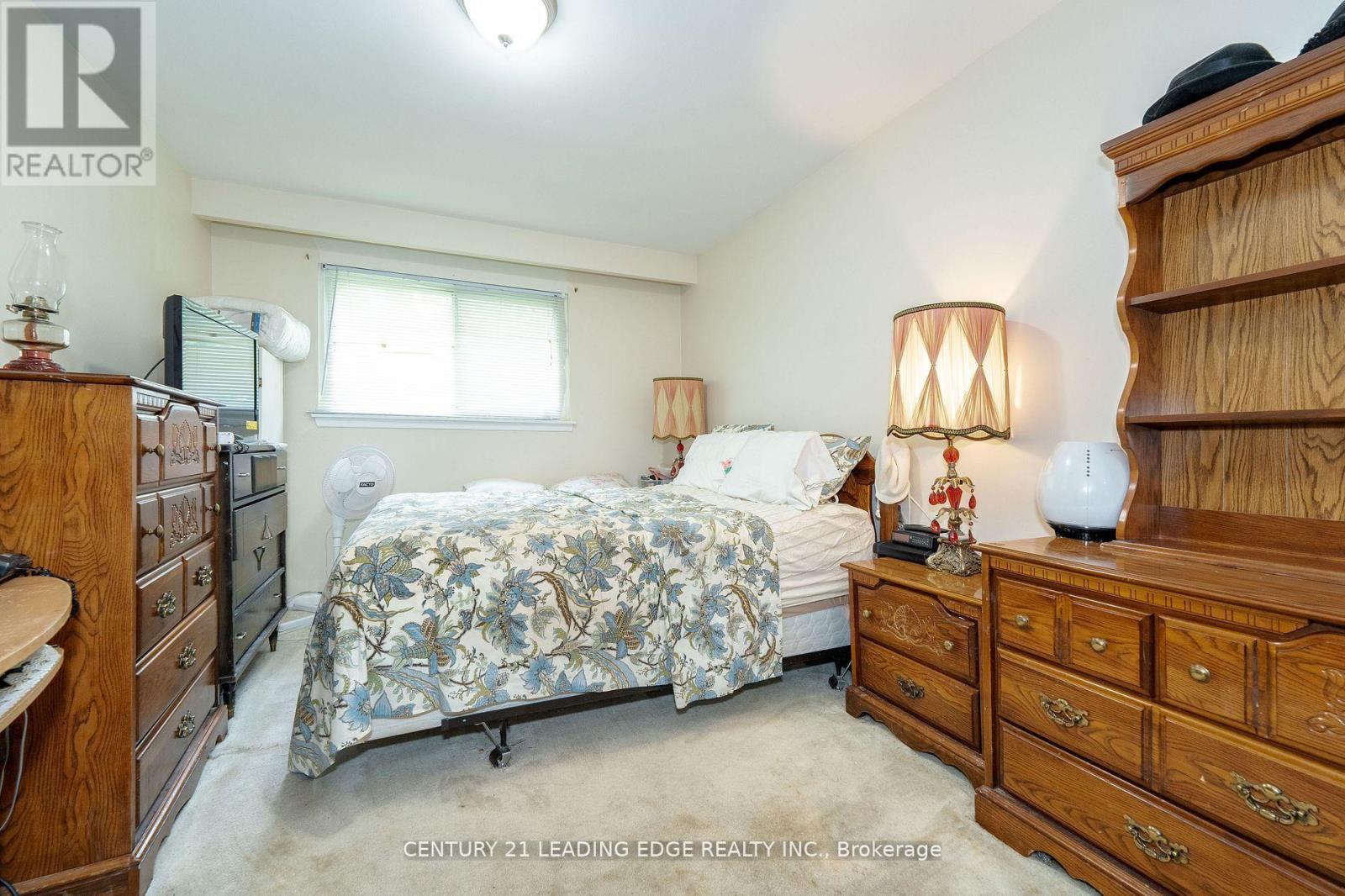 6 Ravenrock Court, Toronto, Ontario  M3A 2Y9 - Photo 17 - C12544866