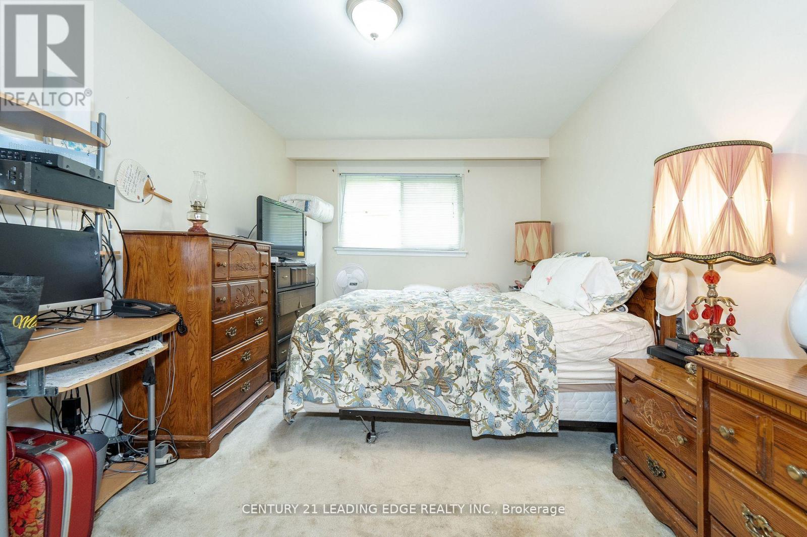 6 Ravenrock Court, Toronto, Ontario  M3A 2Y9 - Photo 18 - C12544866