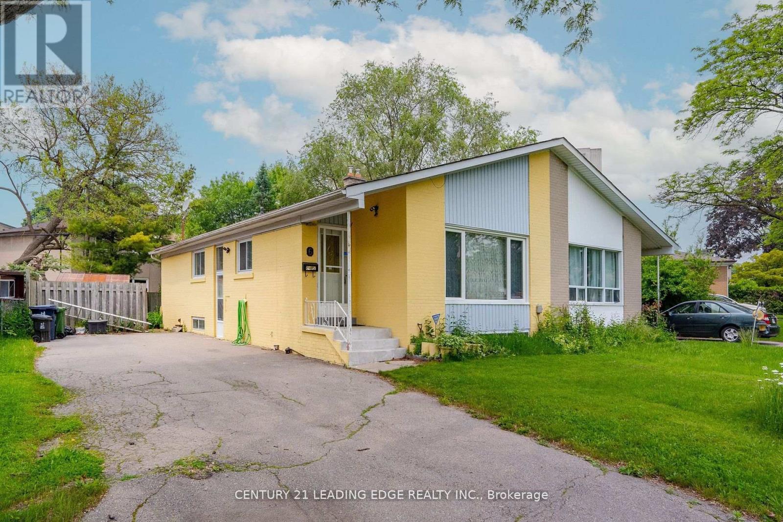 6 Ravenrock Court, Toronto, Ontario  M3A 2Y9 - Photo 2 - C12544866