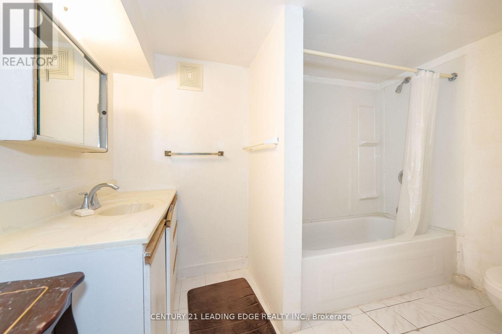 6 Ravenrock Court, Toronto, Ontario  M3A 2Y9 - Photo 26 - C12544866