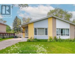 6 RAVENROCK COURT, Toronto, Ontario