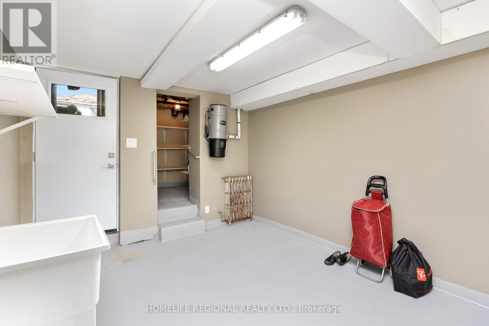 200 Roxton Road, Toronto, Ontario  M6J 2Y5 - Photo 38 - C12544880