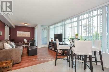 312 - 15 Brunel Court, Toronto, Ontario  M5V 3Y6 - Photo 4 - C12544900