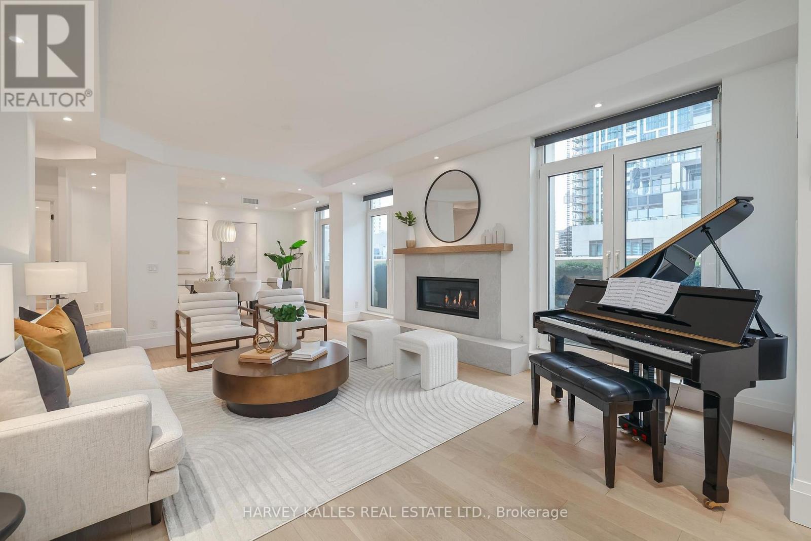 804 - 1 BALMORAL AVENUE, Toronto, Ontario