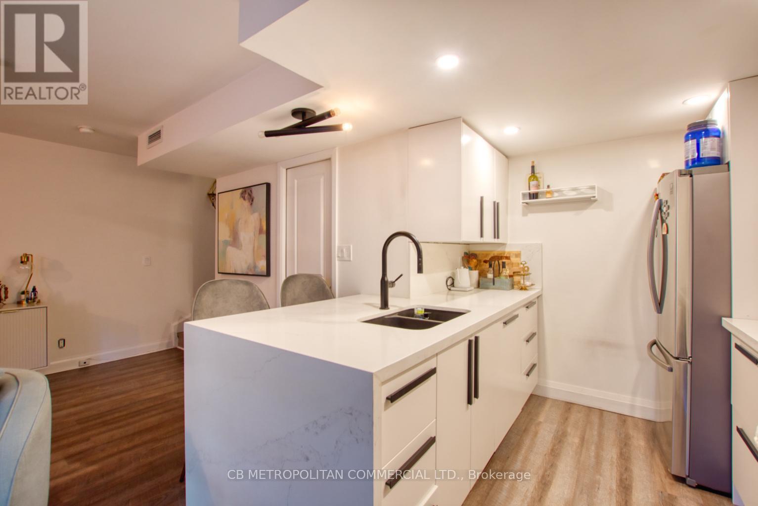 5 - 98 Redpath Avenue, Toronto, Ontario  M4S 2J7 - Photo 9 - C12544958