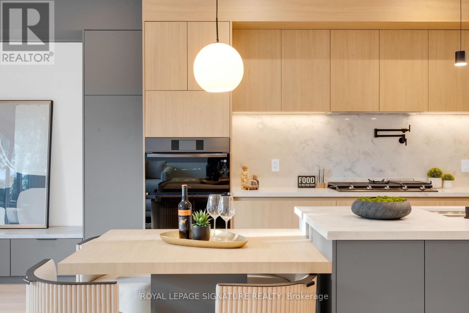 24 Elmsdale Road, Toronto, Ontario  M4J 3M4 - Photo 15 - E12544934