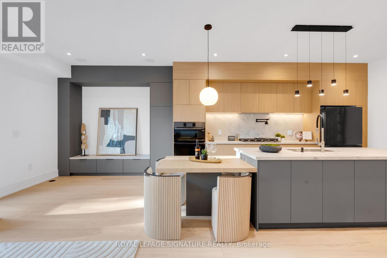 24 Elmsdale Road, Toronto, Ontario  M4J 3M4 - Photo 16 - E12544934