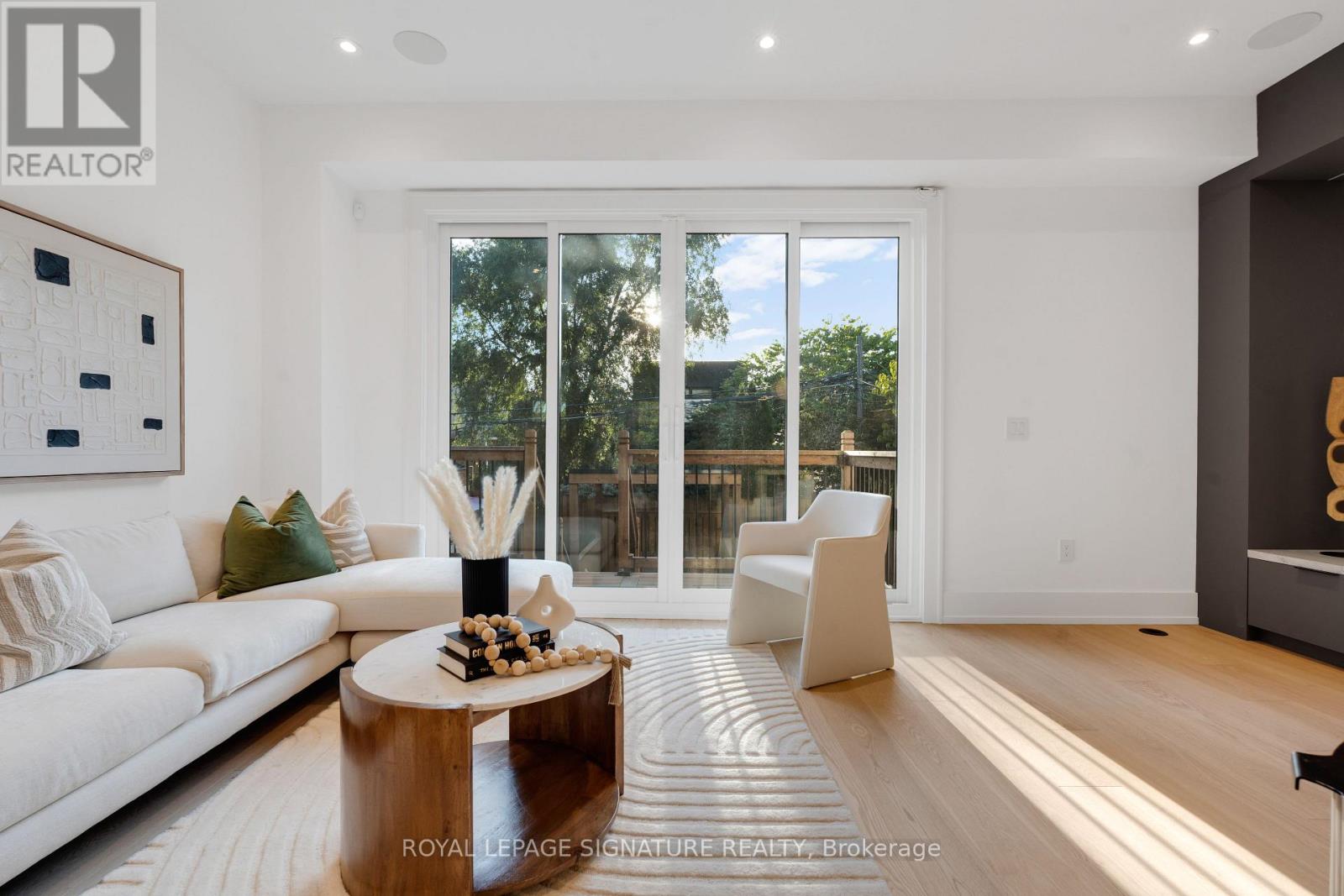 24 Elmsdale Road, Toronto, Ontario  M4J 3M4 - Photo 21 - E12544934