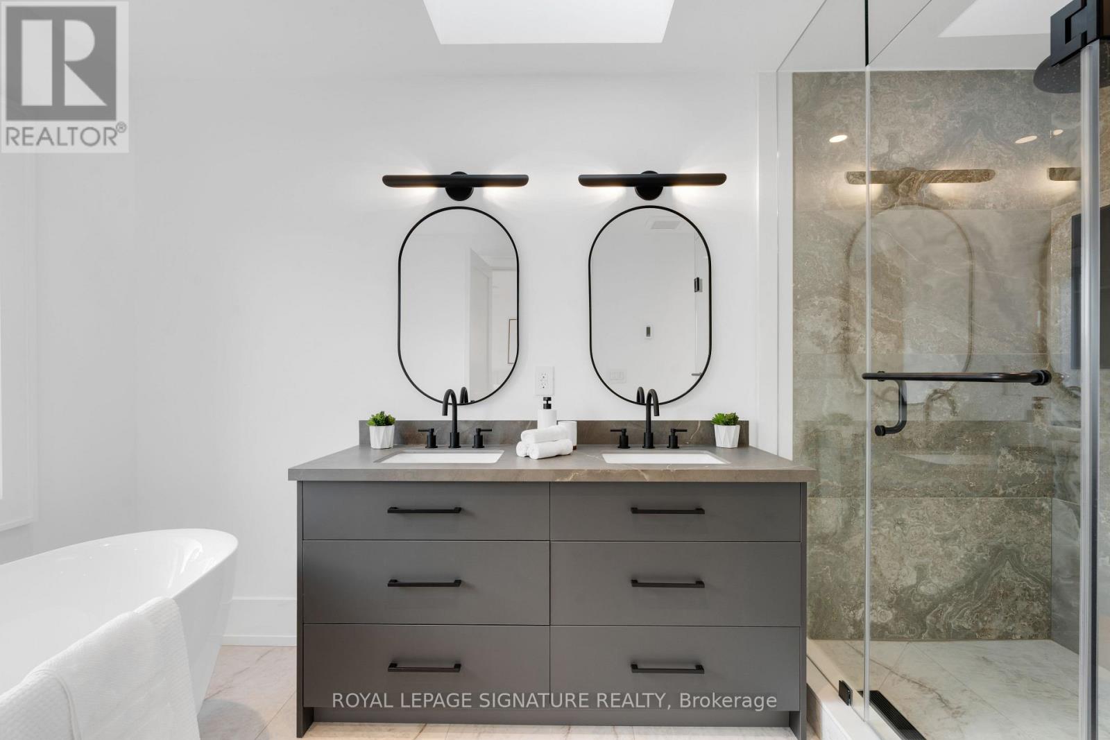 24 Elmsdale Road, Toronto, Ontario  M4J 3M4 - Photo 30 - E12544934